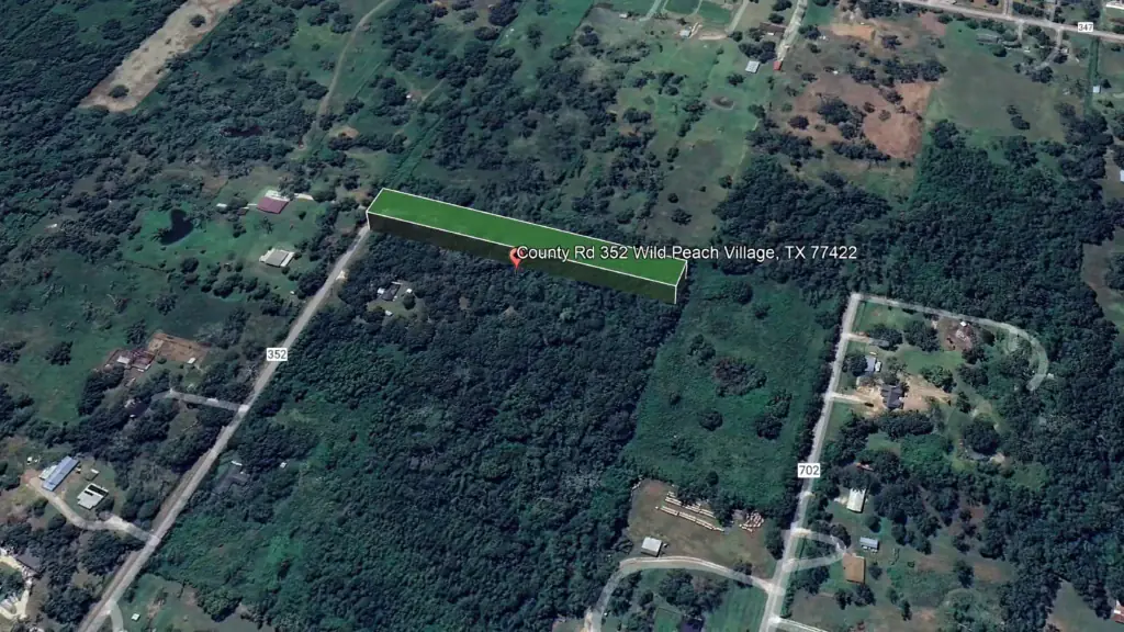 2 acres Land in Wild Peach Village TX