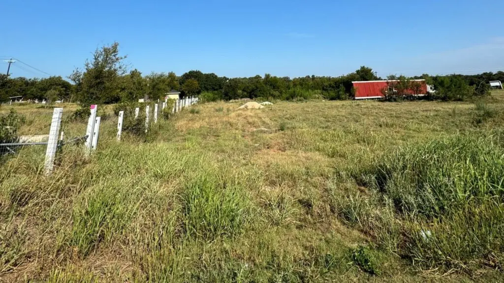 10.26 Acres in Bastrop – No Restrictions, Utilities Ready